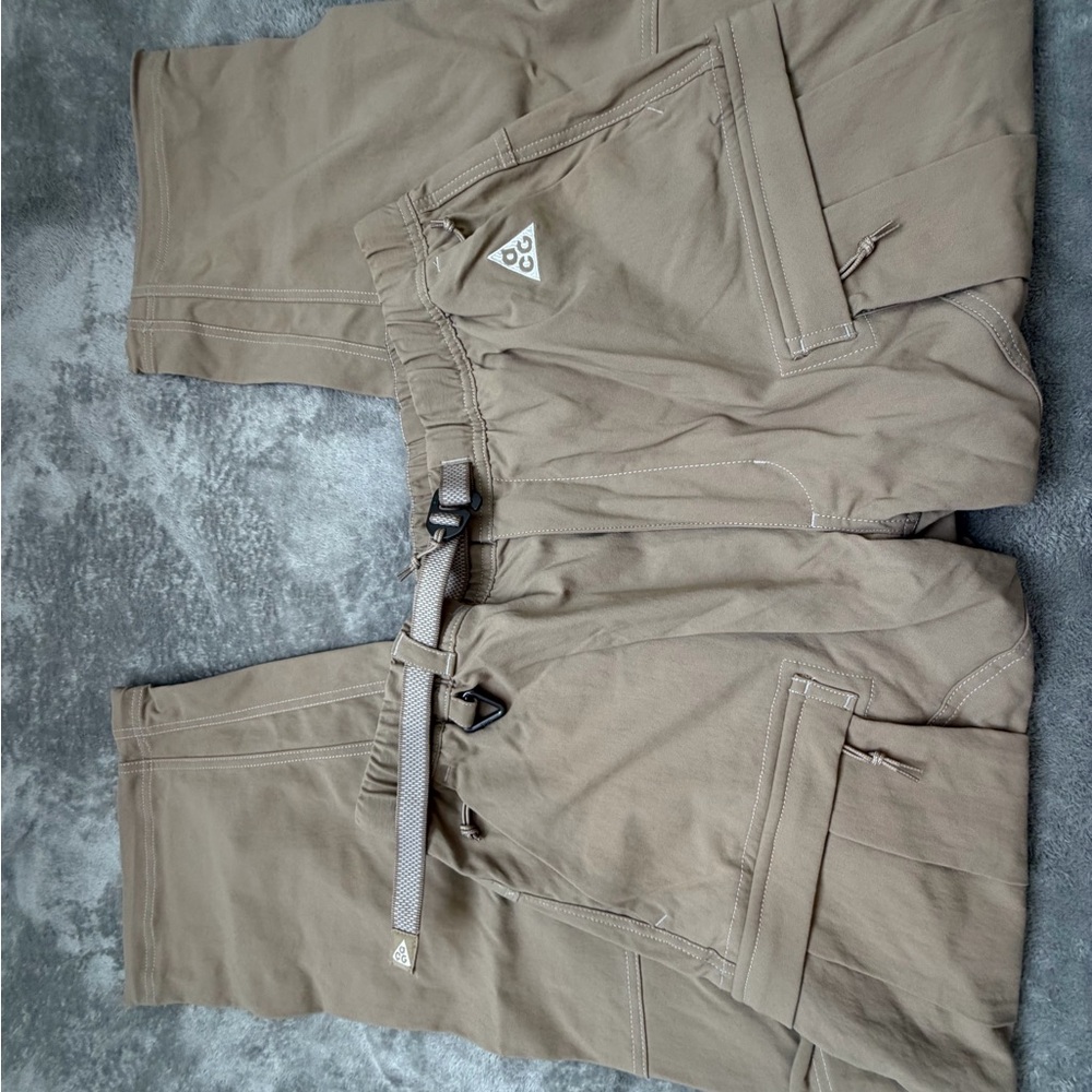 Nike ACG Smith Summit Convertible Cargo Pants Khaki Men’s Size Large FN0428-247